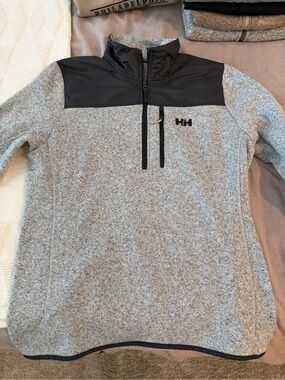 Big Sky Helly Hansen Men's Gray Half-Zip Fleece Pullover Jacket